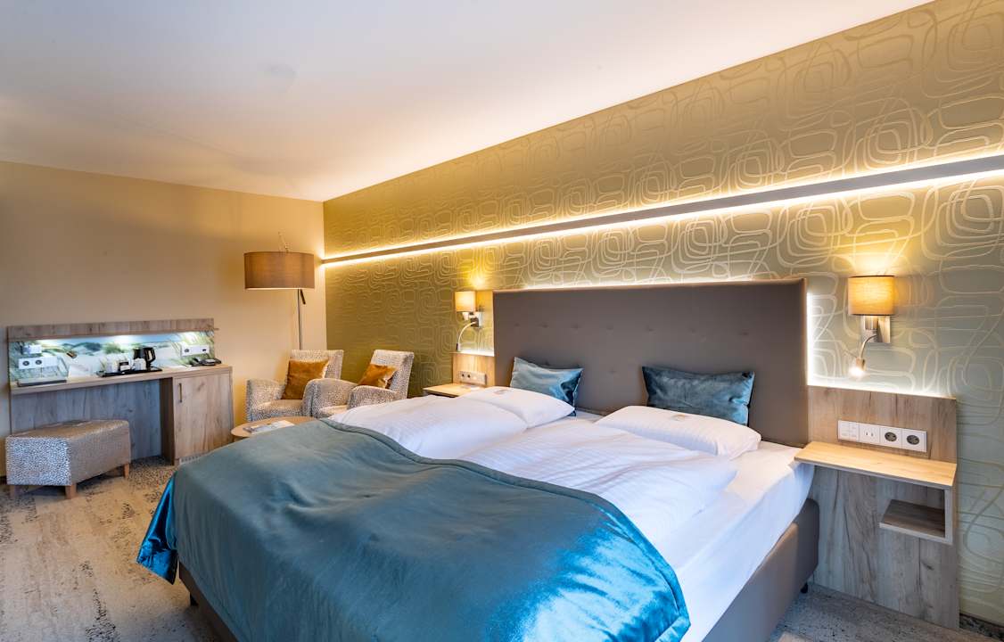 Zimmer ambassador hotel & spa
