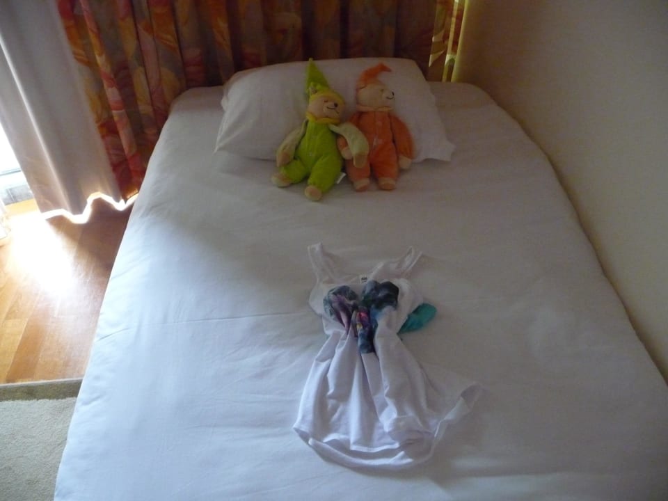 Ist das Bett nicht süß gemacht für unsere Enkelin  Pestana Grand Ocean Resort