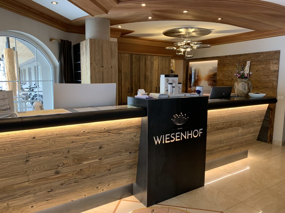 Lobby Hotel Wiesenhof Garden Resort