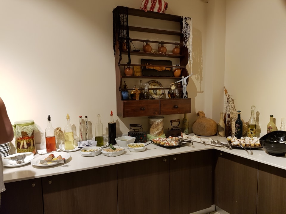 Gastro St Constantin Hotel