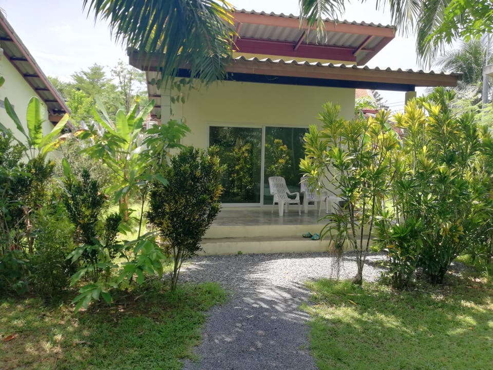 Außenansicht Aathid Garden Khao Lak