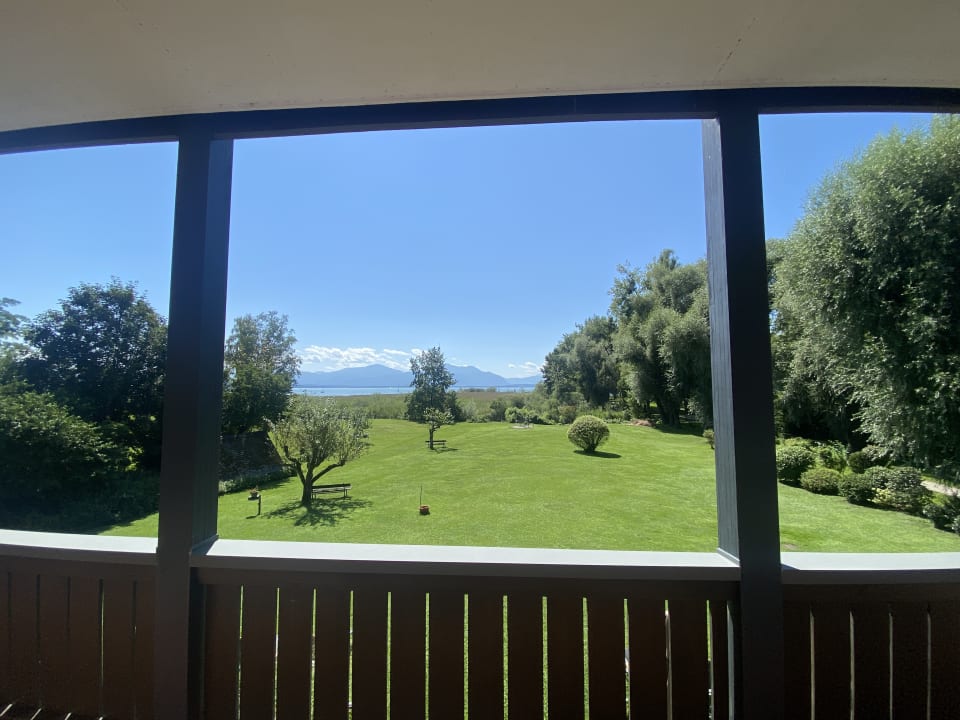 Außenansicht Hotel Garni Chiemsee Pension Seebruck