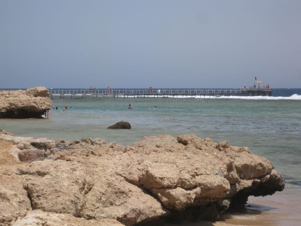 Der Strand am Nachmittag Charmillion Sea Life Resort