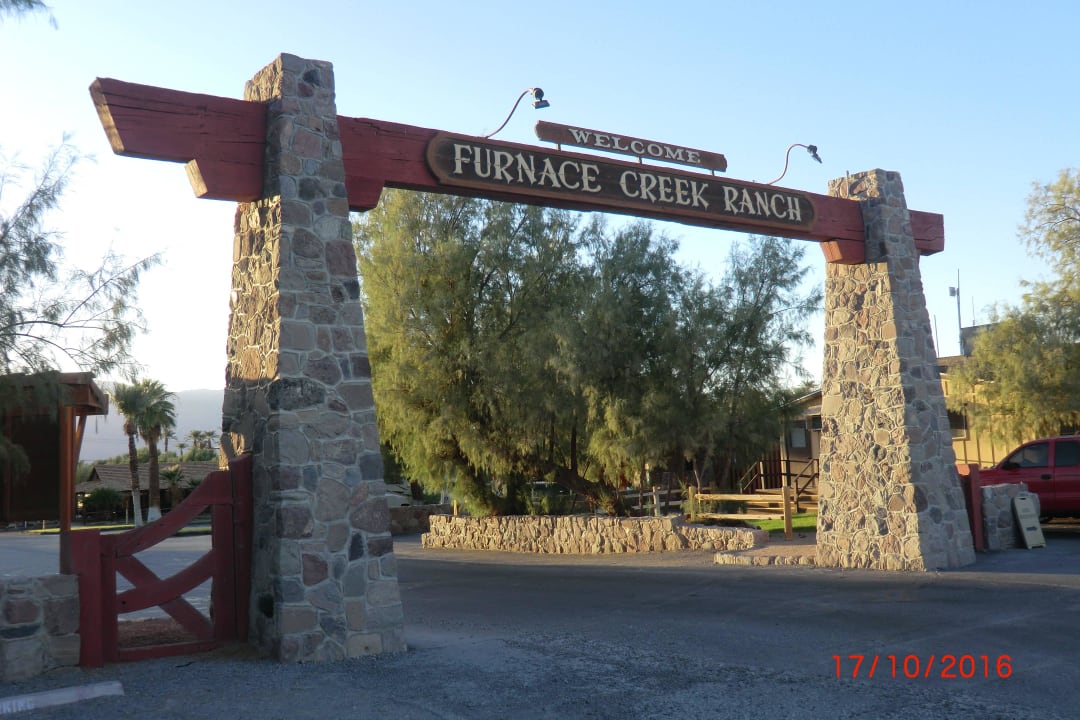 Einfahrt The Ranch at Death Valley