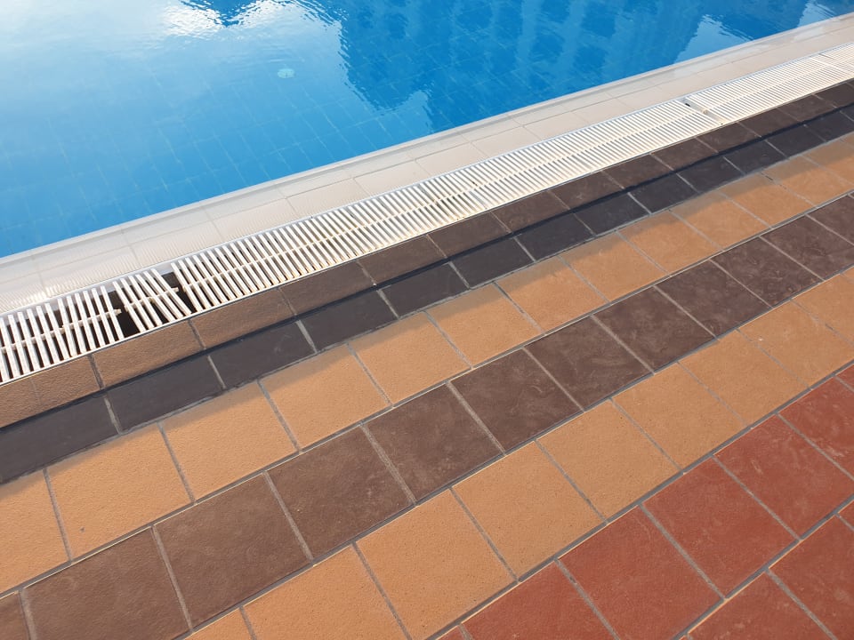 Pool Dreams Sunny Beach Resort & Spa