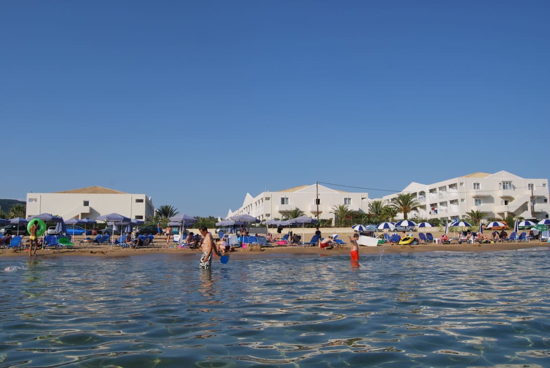 Hotel w tle Sandy Beach Resort