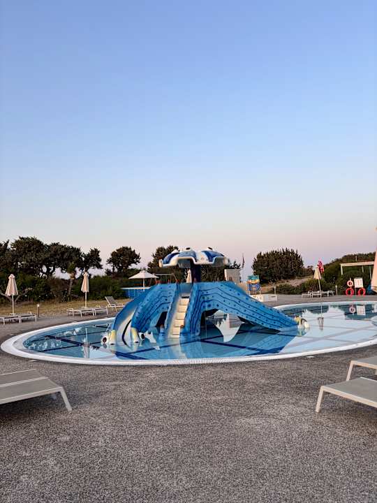 Pool Porto Bello Royal