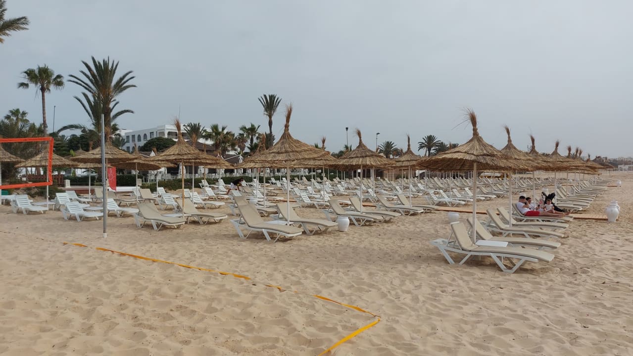Strand Nozha Beach Resort & Spa