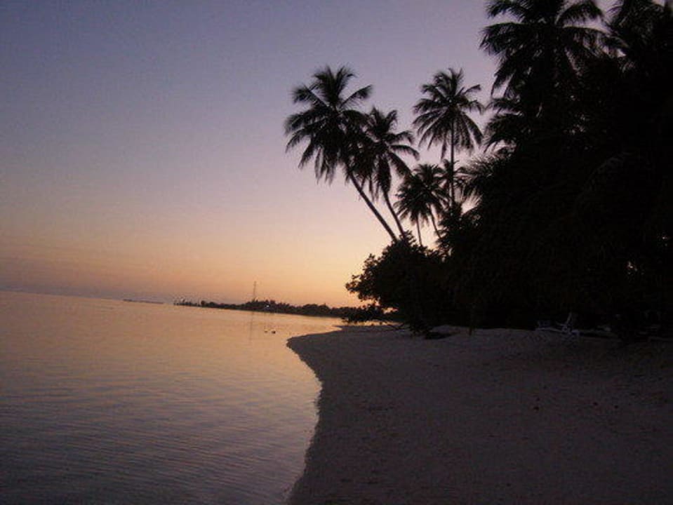 Sonnenuntergang Meeru Maldives Resort Island