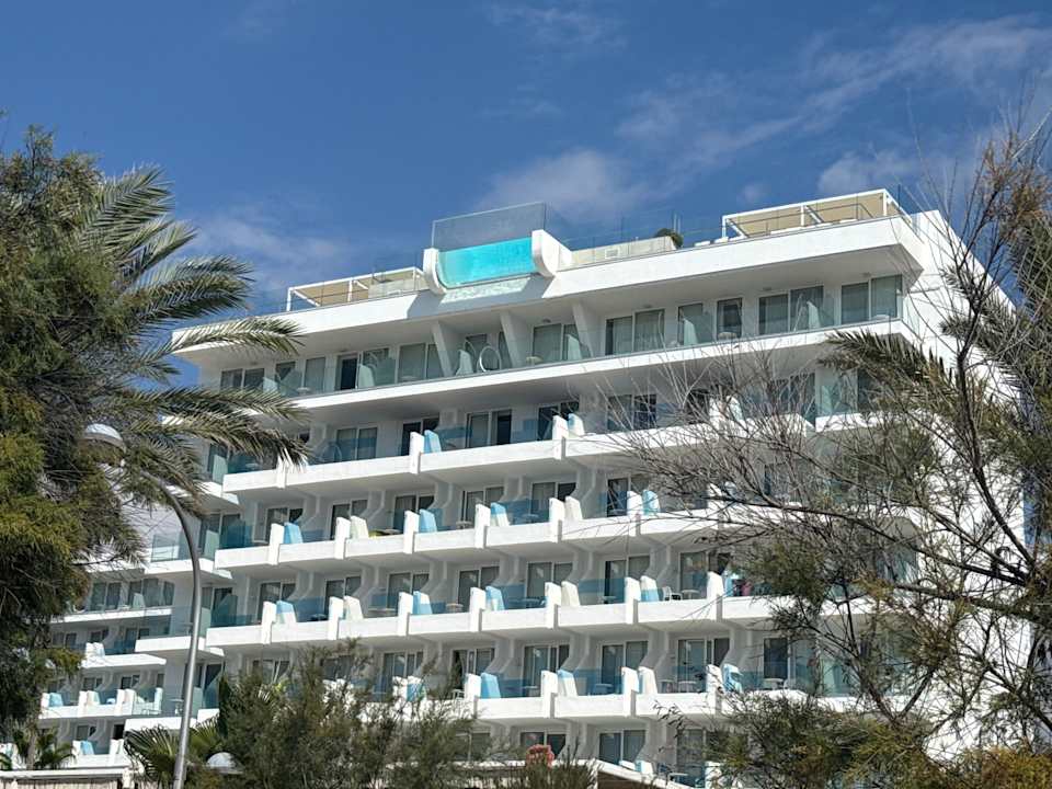 Außenansicht Iberostar Waves Bahia de Palma