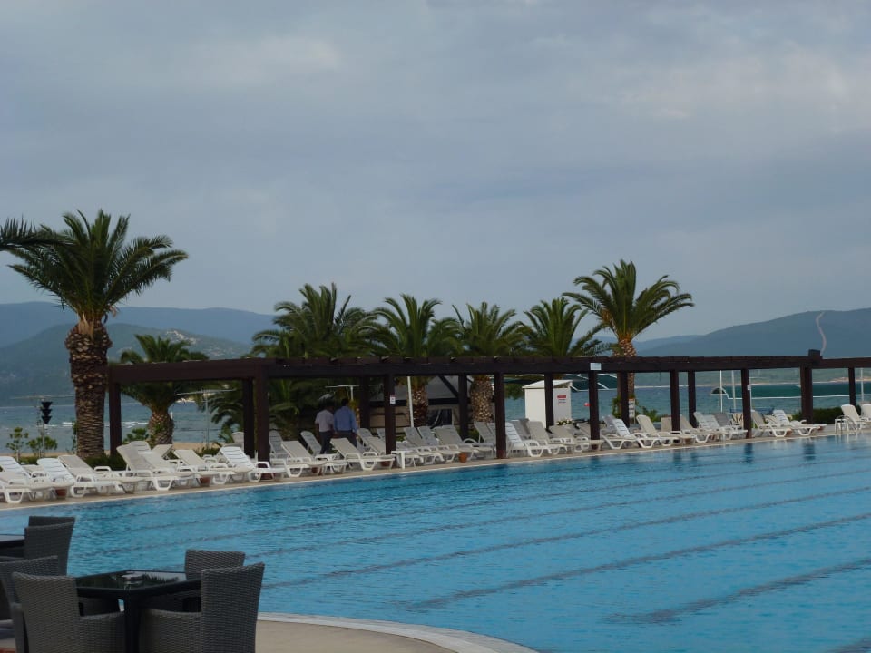 Hauptpool Venosa Beach Resort & Spa