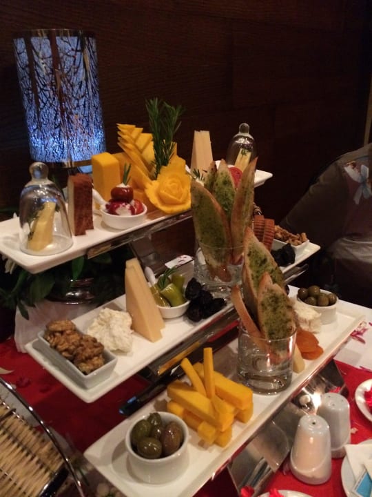 My surprisse for my Birthday Royal Holiday Palace