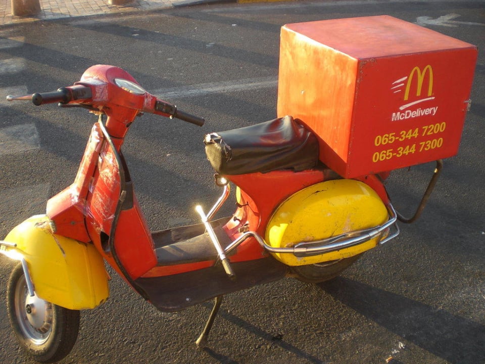 Mc Donalds liefert dort auch Giftun Azur Resort