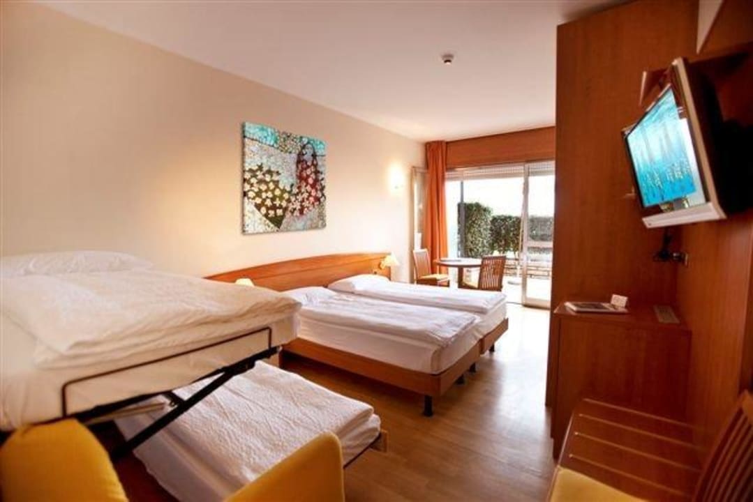 Zimmer Family mit Etagenbett und Kochnische Ambienthotel Spiaggia