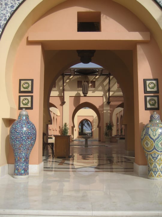 Eingang Steigenberger Coraya Beach - Adults only