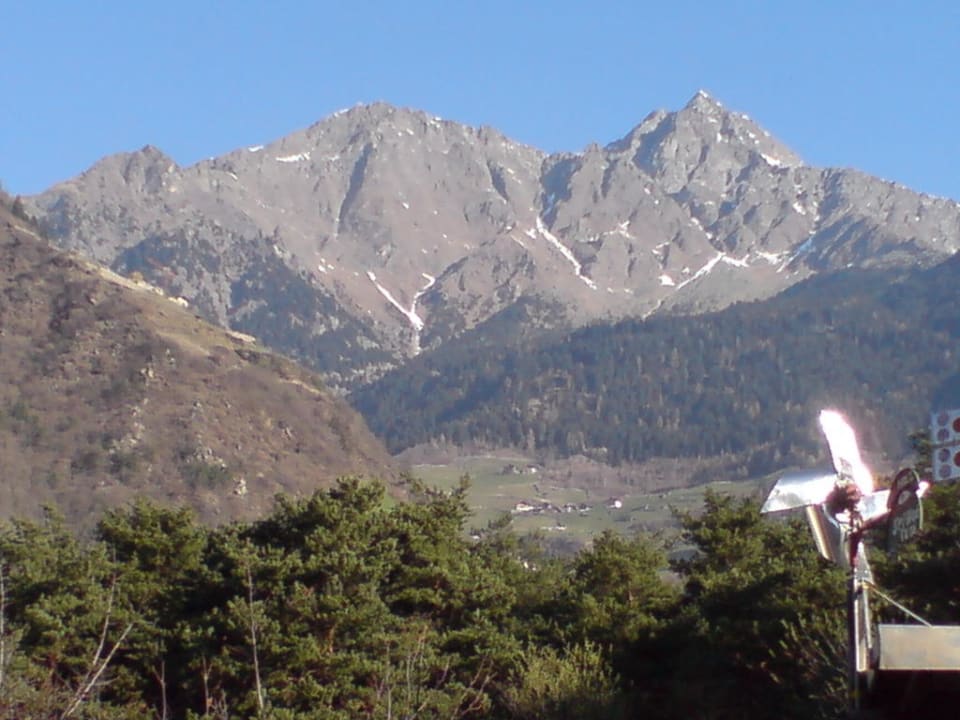 Blick vom Eingang zum Tschigat ca3000m im Norden Residence Augschöll