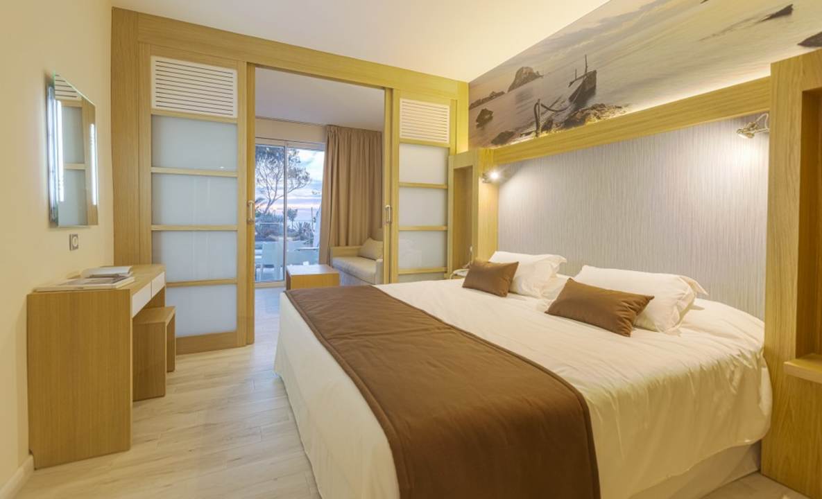 Zimmer Sirenis Seaview Country Club