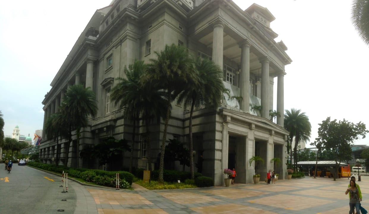 Seiteneingang Hotel The Fullerton