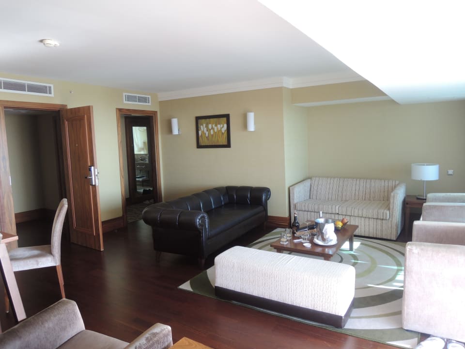 Wohnzimmer der Royal Suite Susesi Luxury Resort