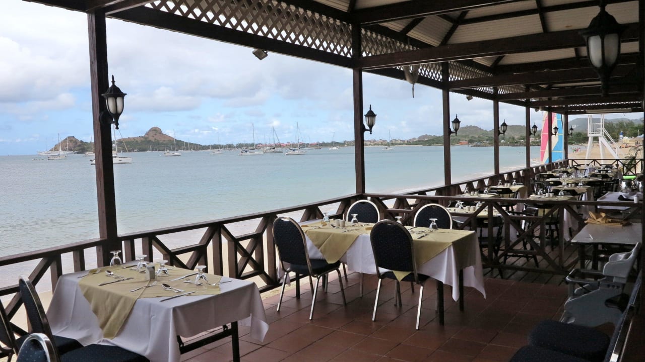 St. Lucian by rex resorts St Lucian by Rex Resorts  (Im Umbau/Renovierung)