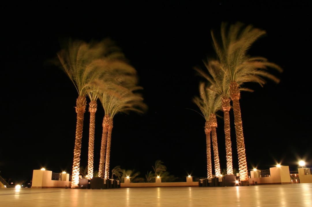 Aldiana Makadi Bay bei Nacht Cleopatra Luxury Resort Makadi Bay