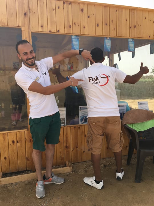 FishDoctor Sultan und Salamone Three Corners Equinox Beach Resort