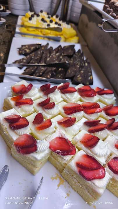 Gastro Three Corners Sea Beach Resort