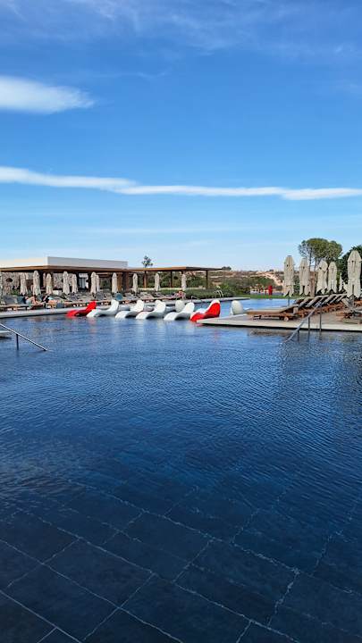 Pool Anda Barut Collection