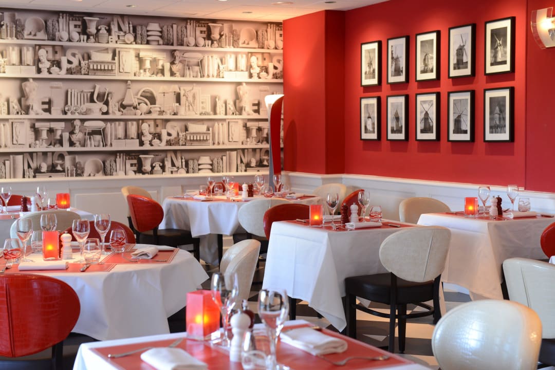 Salle Moulin à Vent Hôtel Les Maritonnes Parc & Vignoble