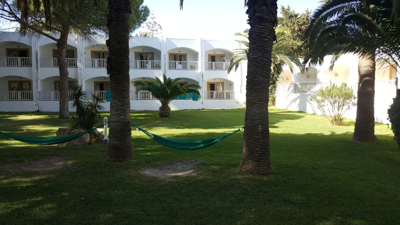 Gartenanlage The Orangers Beach Resort and Bungalows