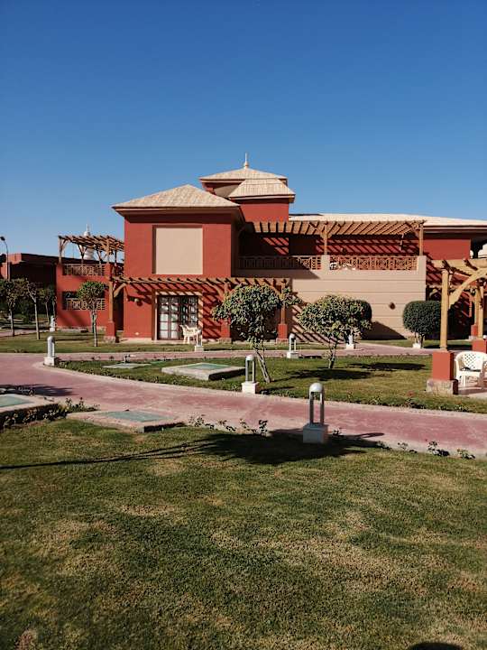 Außenansicht Pickalbatros Alf Leila Wa Leila Resort - Neverland Hurghada