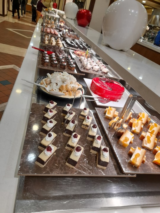 Gastro Salamis Bay Conti Resort Hotel & Casino