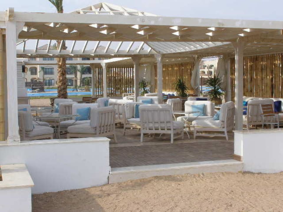 Bar na plaży JAZ Aquamarine Resort