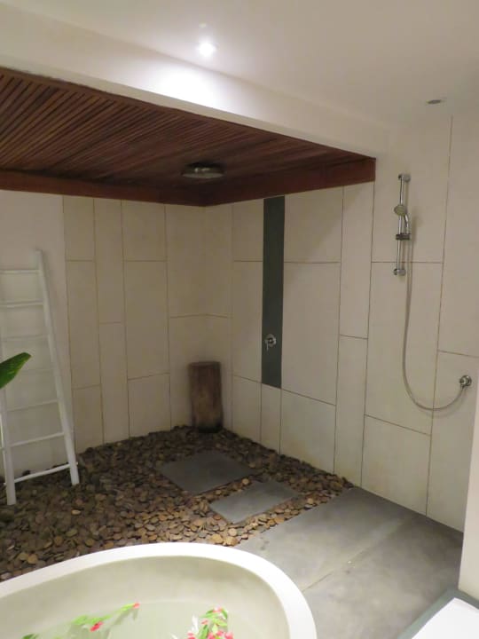 Dusche The Sarojin