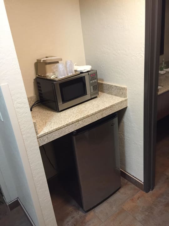 Microtel und Kühlschrank Hotel Holiday Inn Express Grand Canyon