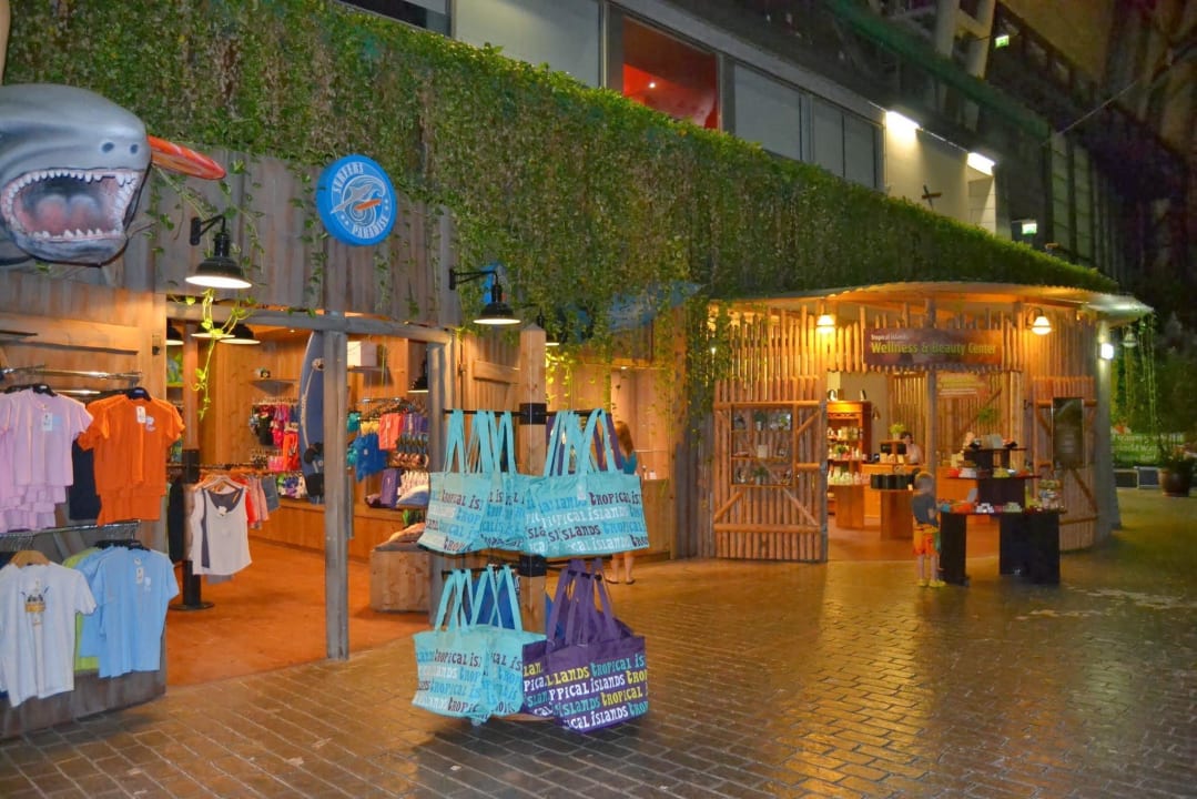 Shoppingmeile Tropical Islands Resort