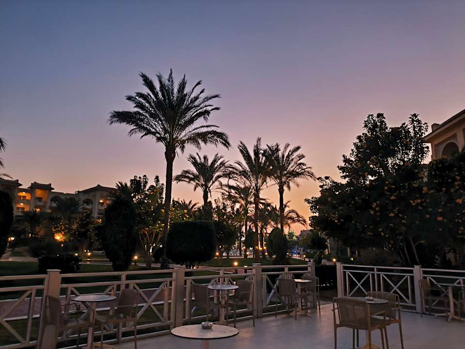 Außenansicht Serenity Alma Heights