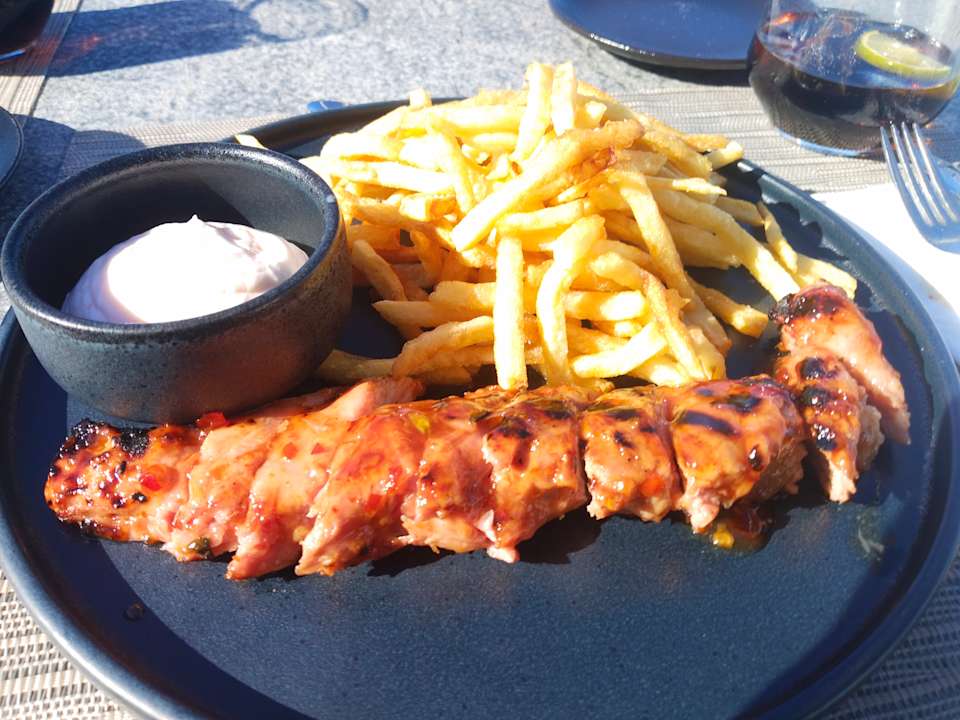 Gastro Knossos Beach Bungalows Suites Resort & Spa