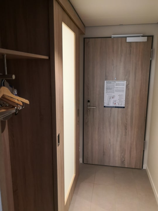 Zimmer Hampton By Hilton Frankfurt Airport