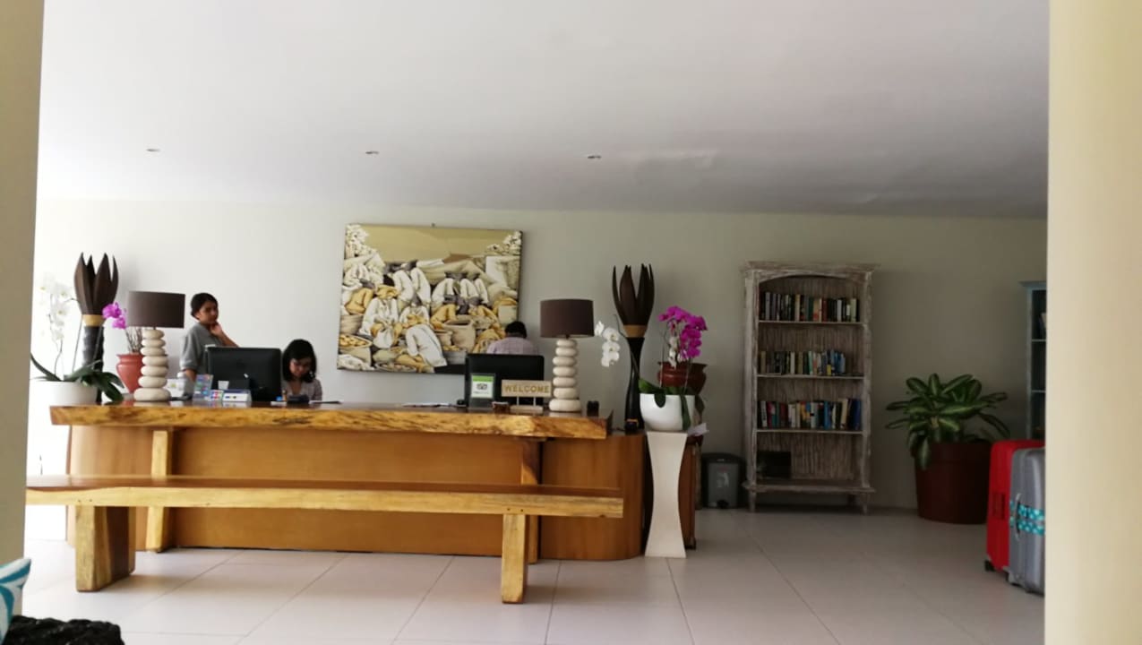 Lobby Living Asia Luxury Resort & Spa