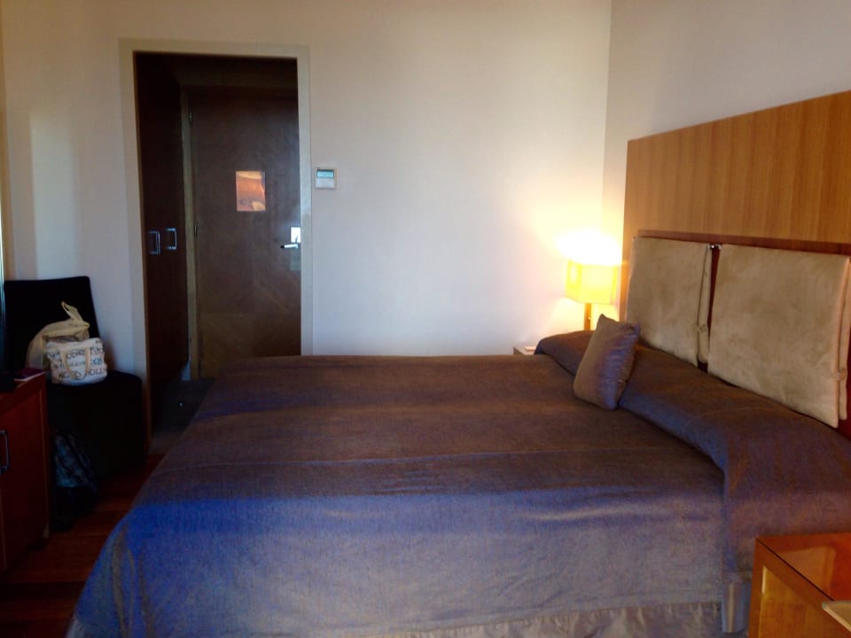 Bett Hotel GDM Megaron Historical Monument Hotel