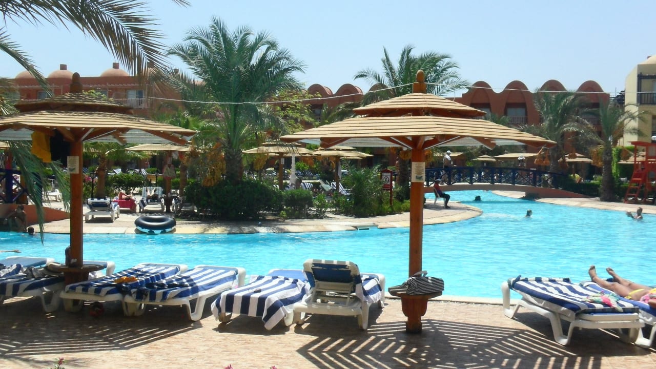 Hauptpool Hotel Titanic Palace