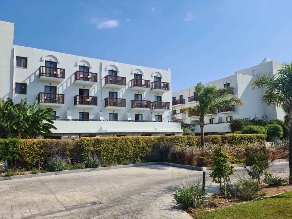 Außenansicht TUI BLUE Oceanis Beach and Spa Resort