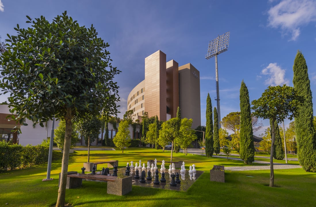 Außenansicht Gloria Sports Arena