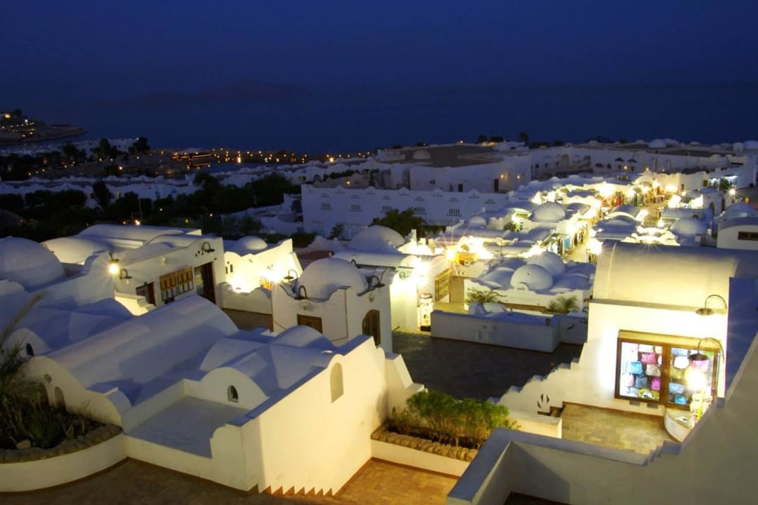 The hotel area Domina Coral Bay Resort, Diving , Spa & Casino