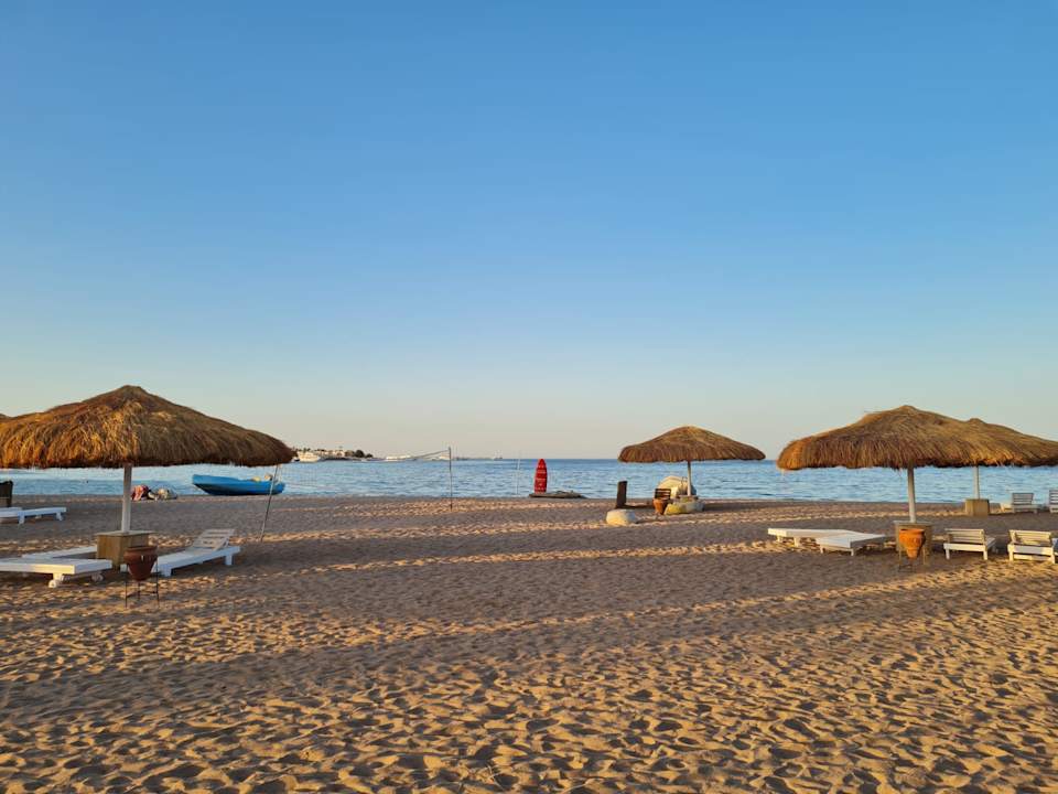 Strand Menaville Safaga
