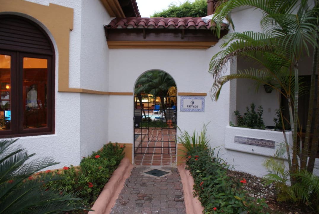 Eingang zu den Deluxezimmer Sunscape Puerto Plata