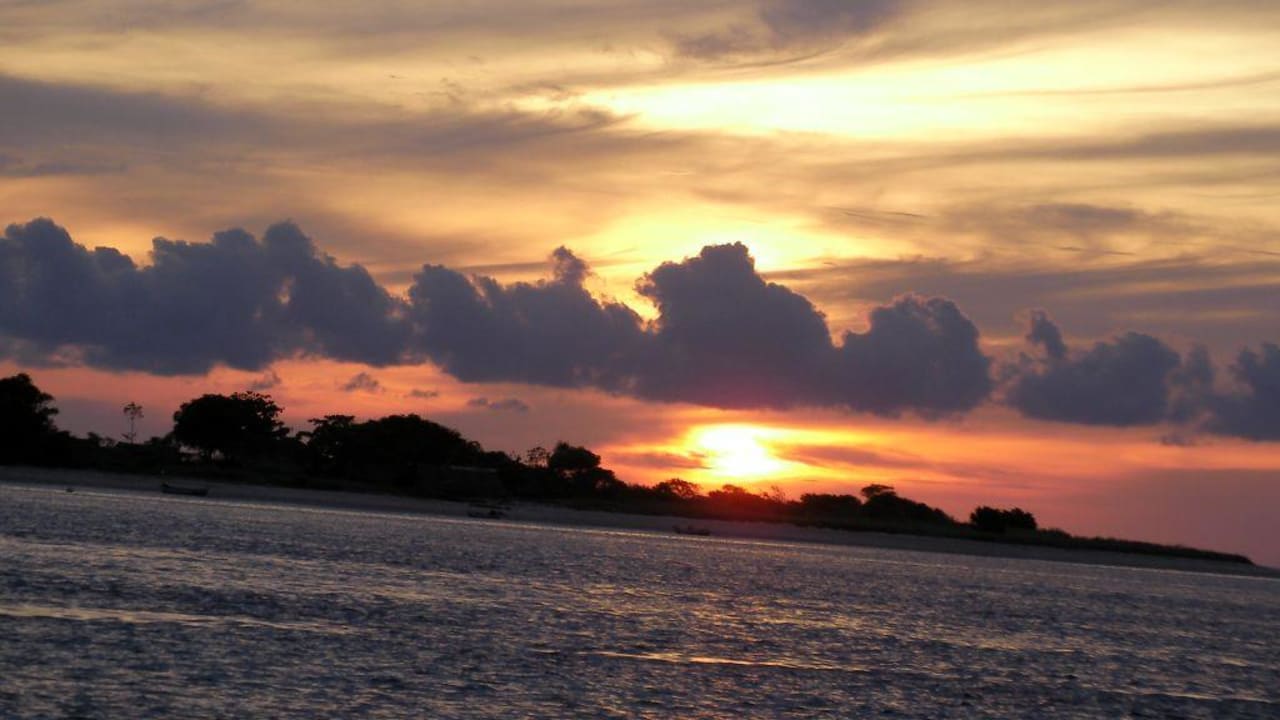 Sonnenuntergang Hotel Sheraton Senggigi Lombok Beach Resort