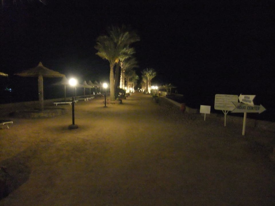 Weg zur Marina Arabia Azur Resort