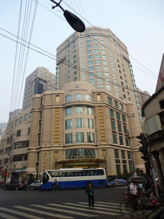 Zentrale Lage aber trotzdem ruhig The Bund Hotel